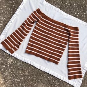 off the shoulder long sleeve striped top 🤎